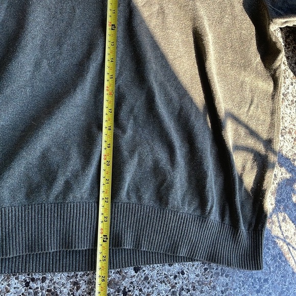 Men’s Tommy Hilfiger Sweater Men’s size XL , V-Neck army green 100%‎ cotton - Picture 8 of 11